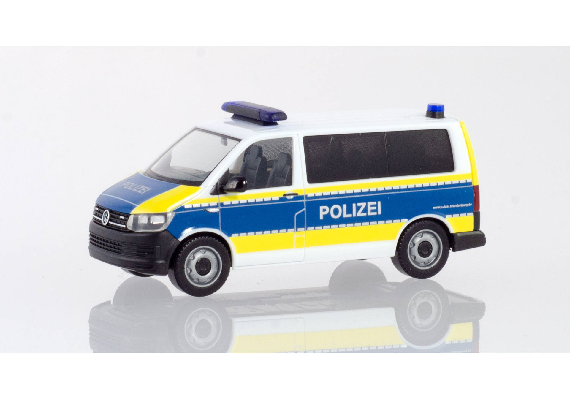 VW T6 Bus "Polizei Brandenburg"