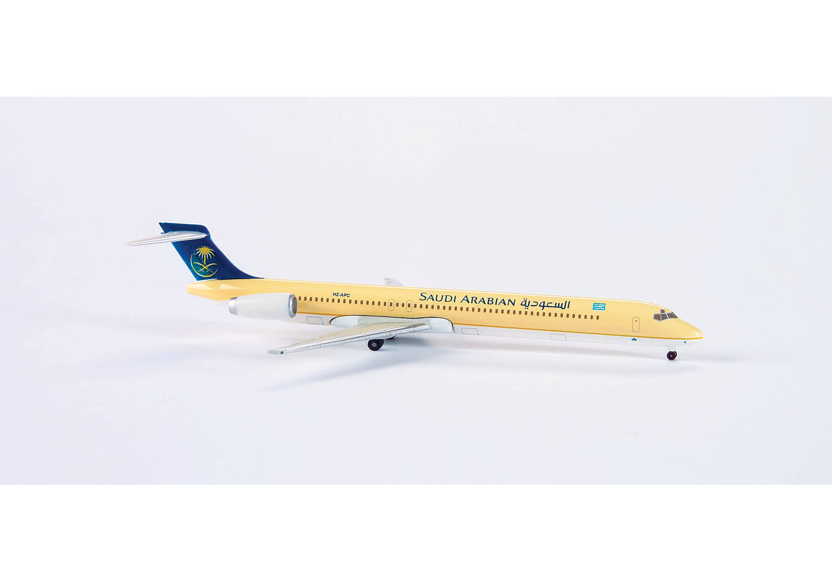 Saudi Arabian Airlines MD-90