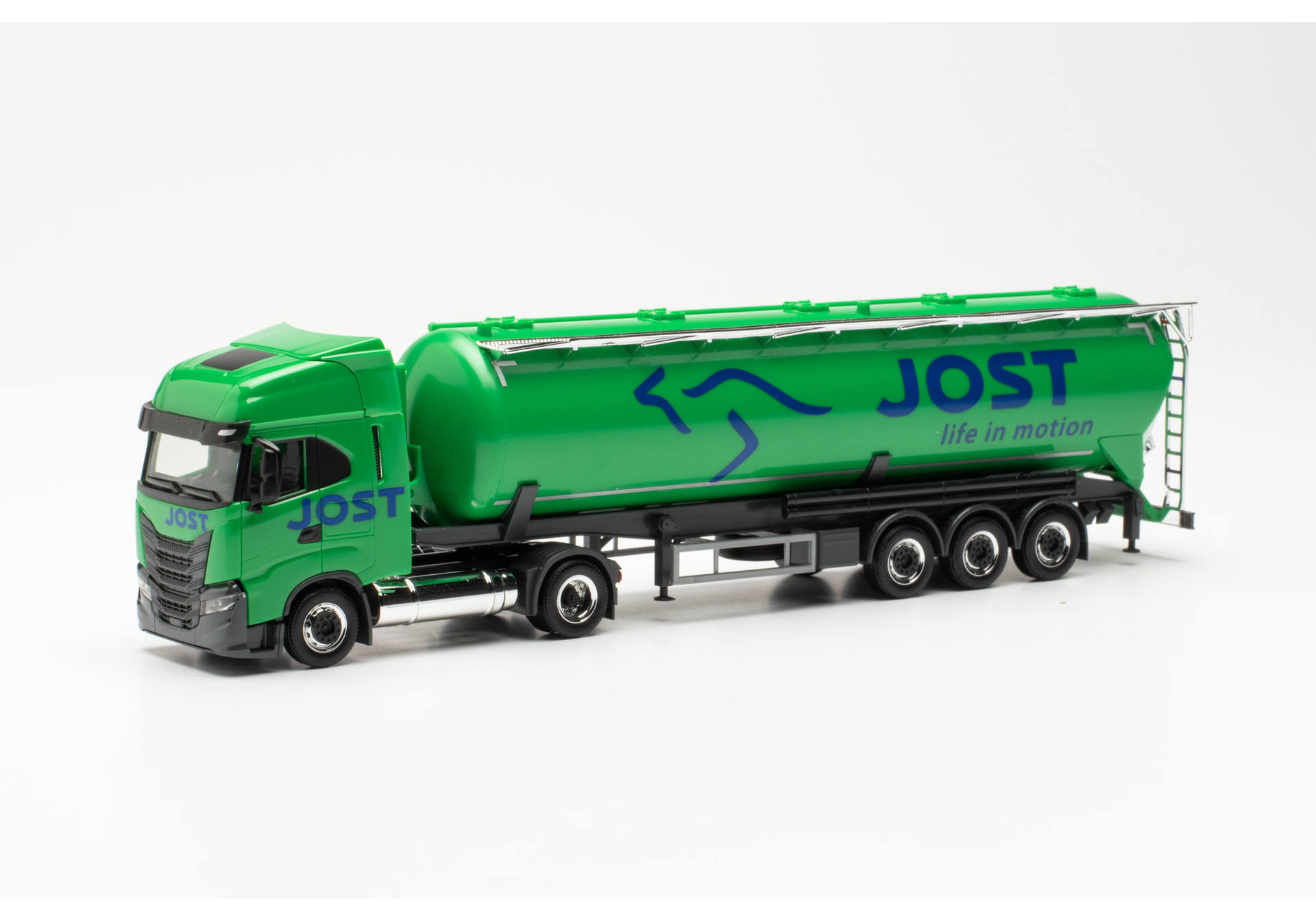 Iveco S-Way LNG Silo-Sattelzug „Jost Group“ (Luxemburg/Weißwampach)