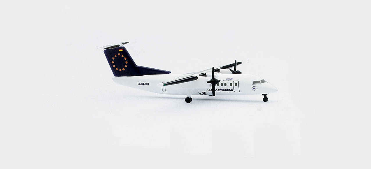 Dash 8-300 Team Lufthansa