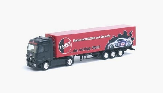 Mercedes-Benz Actros LH '02 case saddle train