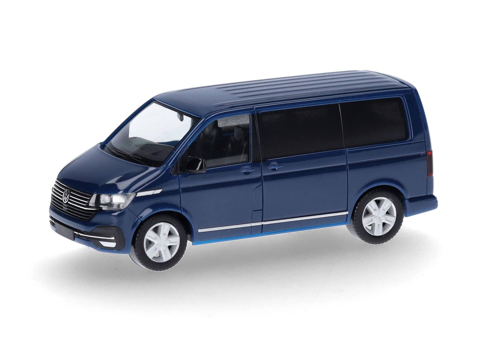 Volkswagen (VW) T6.1 Caravelle, deep ocean blue