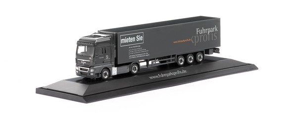 Man TGX 18,680 XXL (V8) Catchel case sailing procession