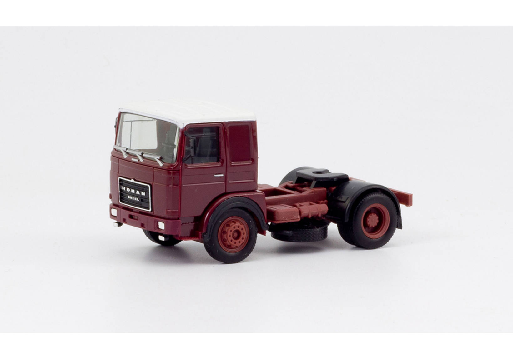 Roman Diesel 4×2 rigid tractor, brown-red / white roof