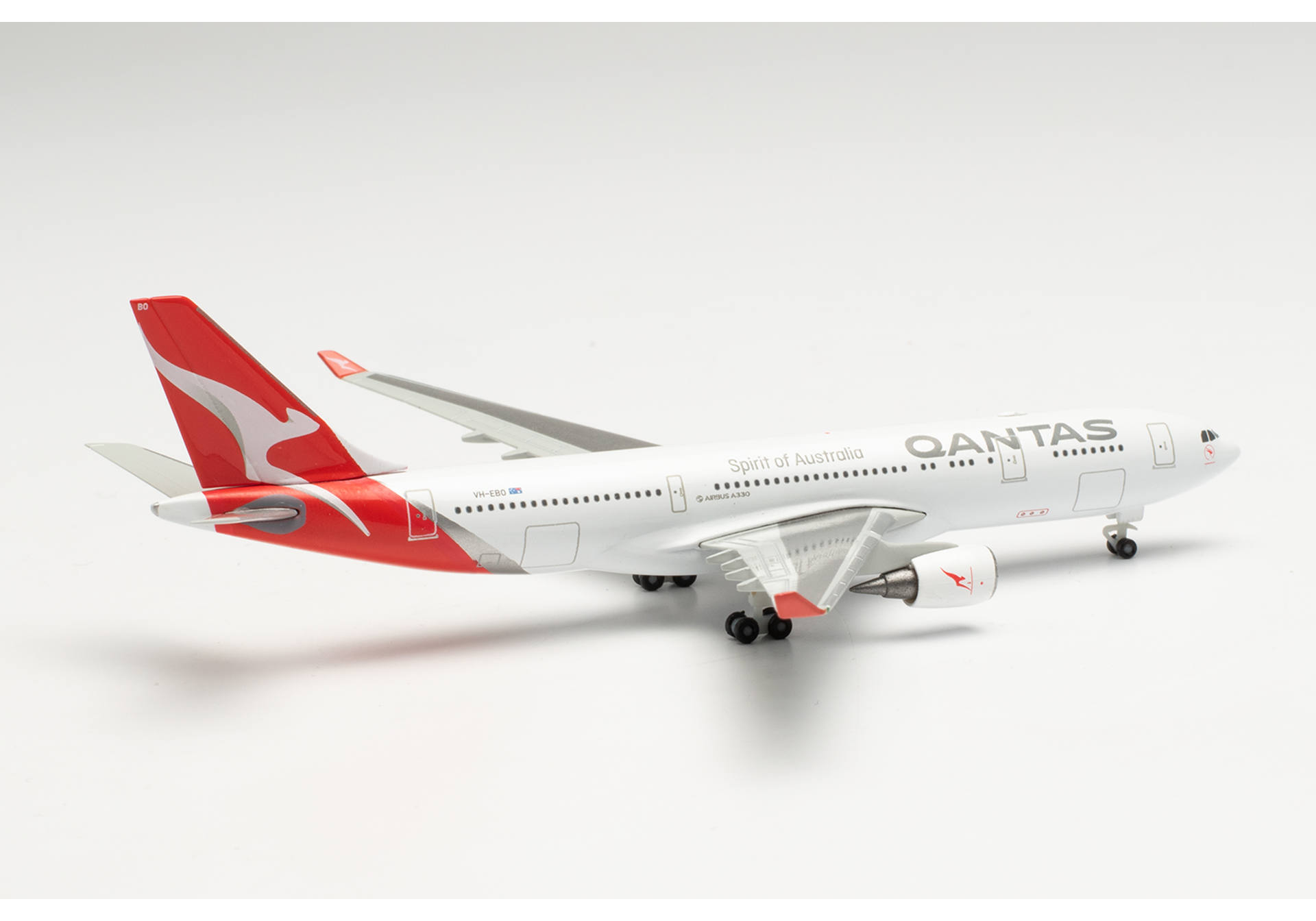 Qantas Airbus A330-200 – VH-EBO “Kimberley”