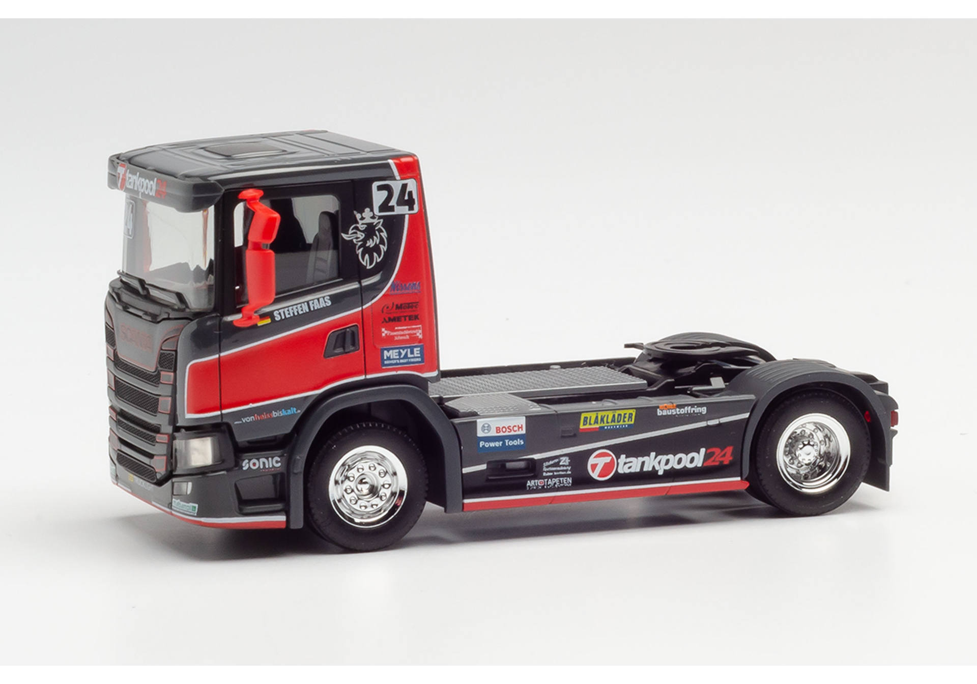 Scania CG17 Rennsport rigid tractor ”Tankpool 24”