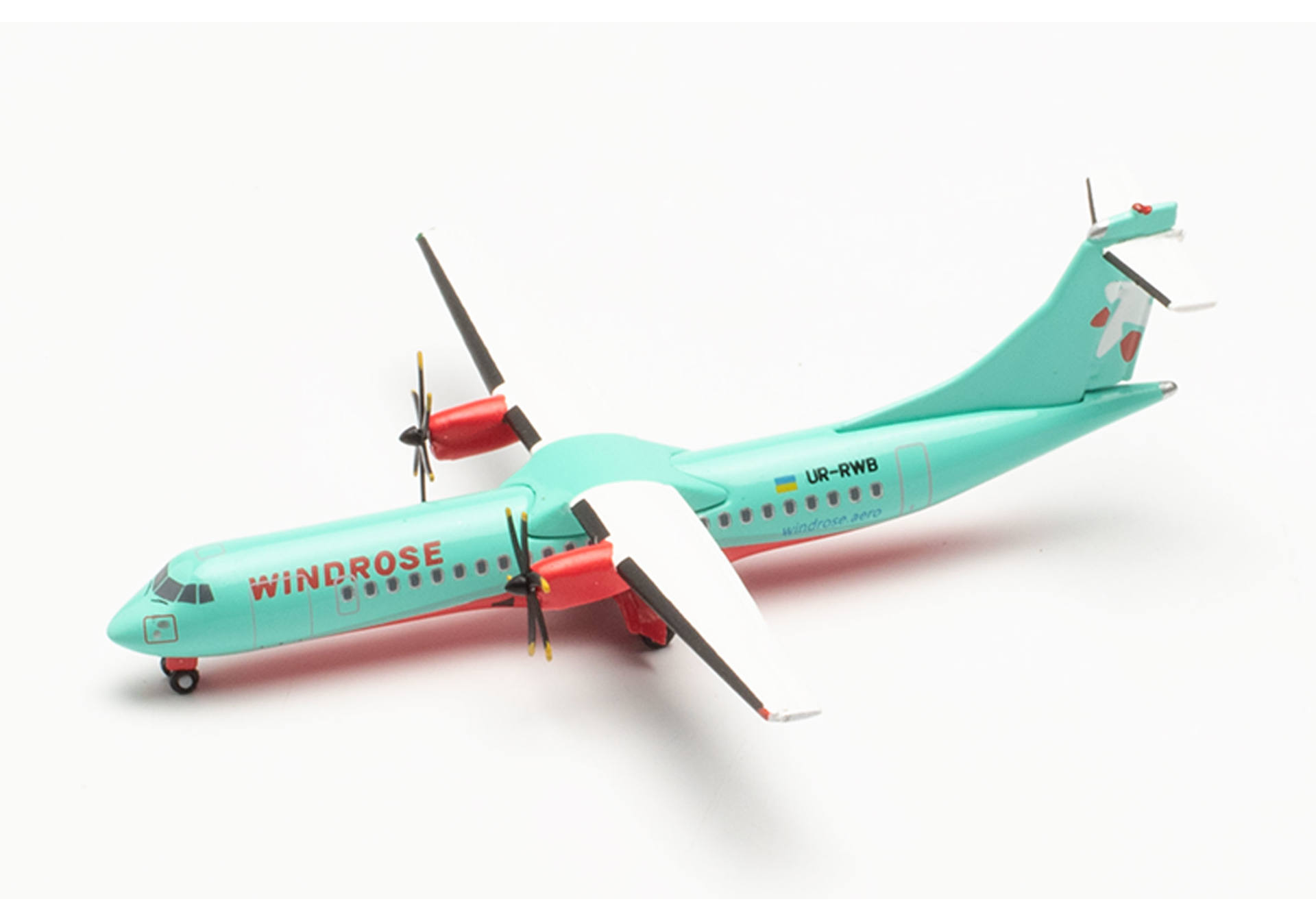 Windrose Aviation ATR-72-600 – UR-RWB