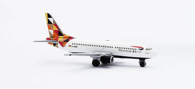Deutsche BA Boeing 737-300 "Bauhaus"