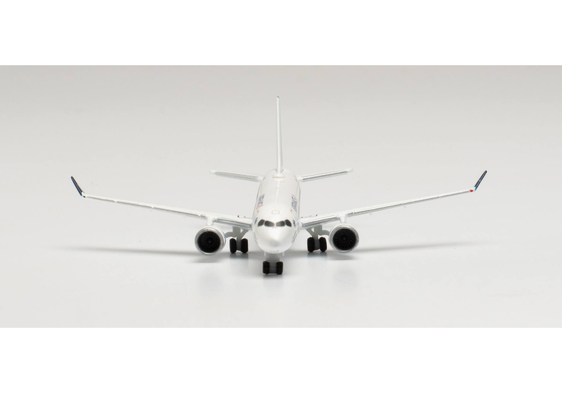 Air France Airbus A220-300 – F-HZUA “Le Bourget”