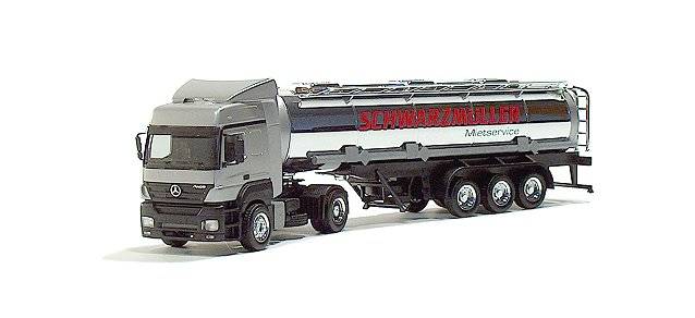 Mercedes-Benz Axor chrome-plated tank semitrailer "Schwarzmueller"