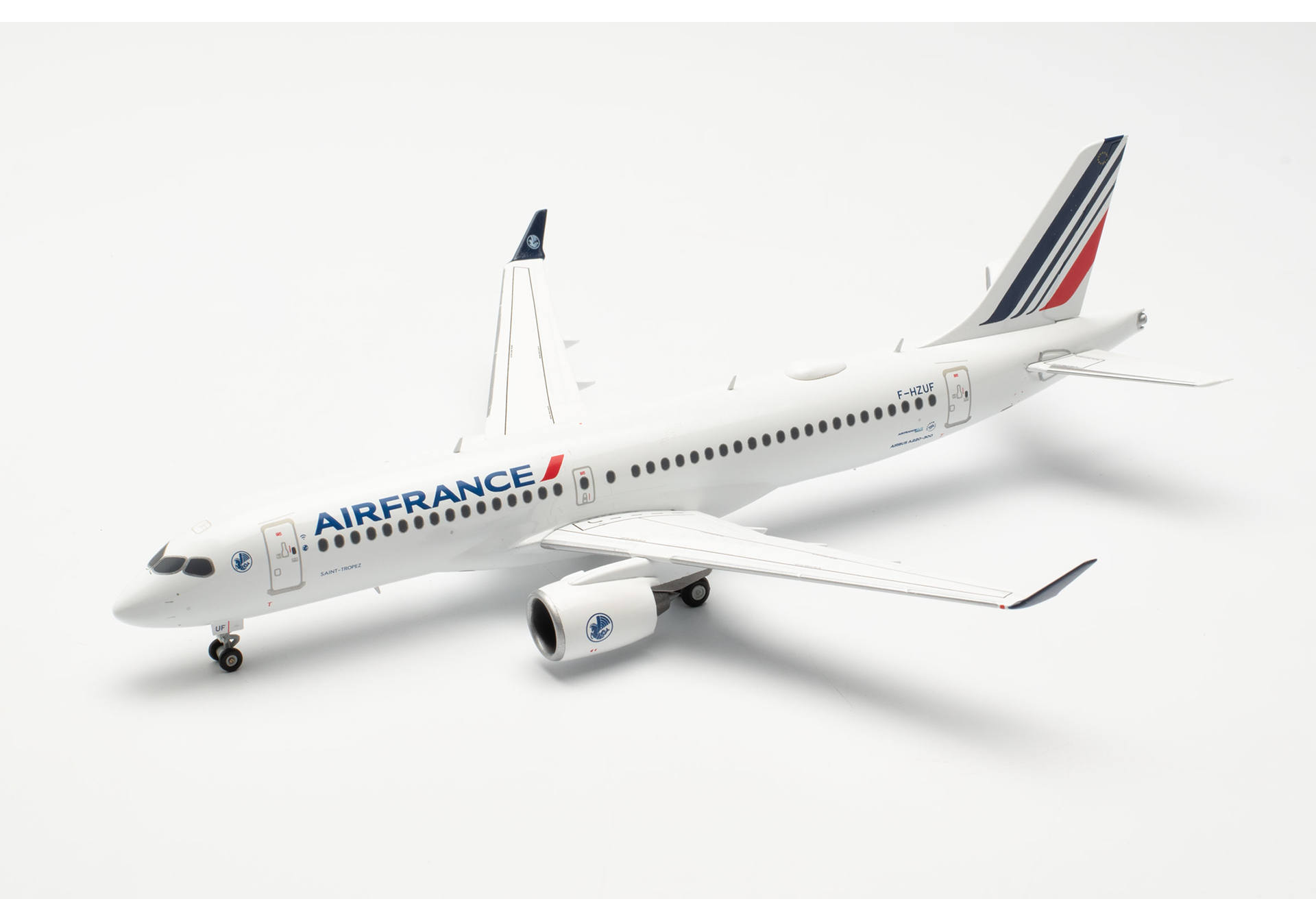 Air France Airbus A220-300 – F-HZUF “Saint-Tropez”