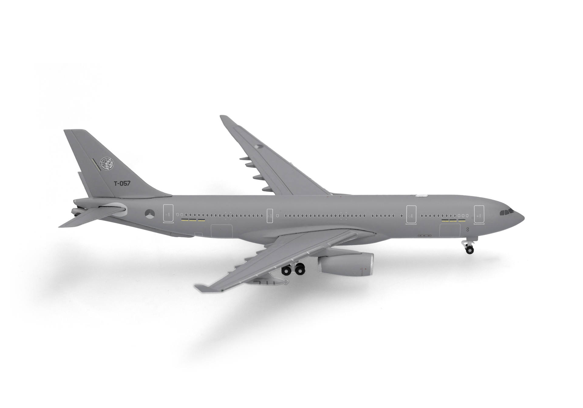 aircraft, airplane, jet, commercial, side_view, airplane, aircraft, jet, passenger plane, gray