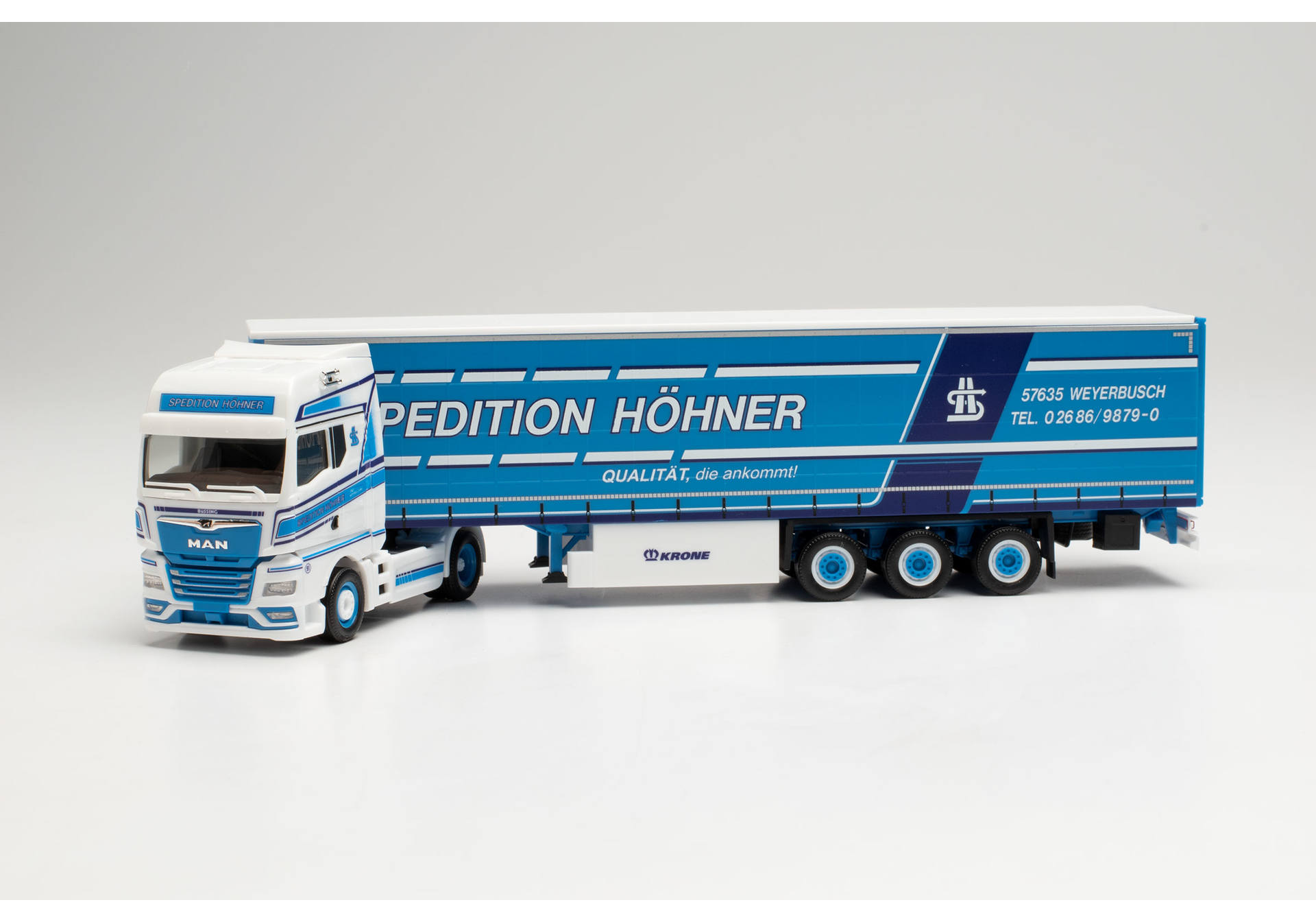 MAN TGX GX Gardinenplanen-Sattelzug „Höhner“