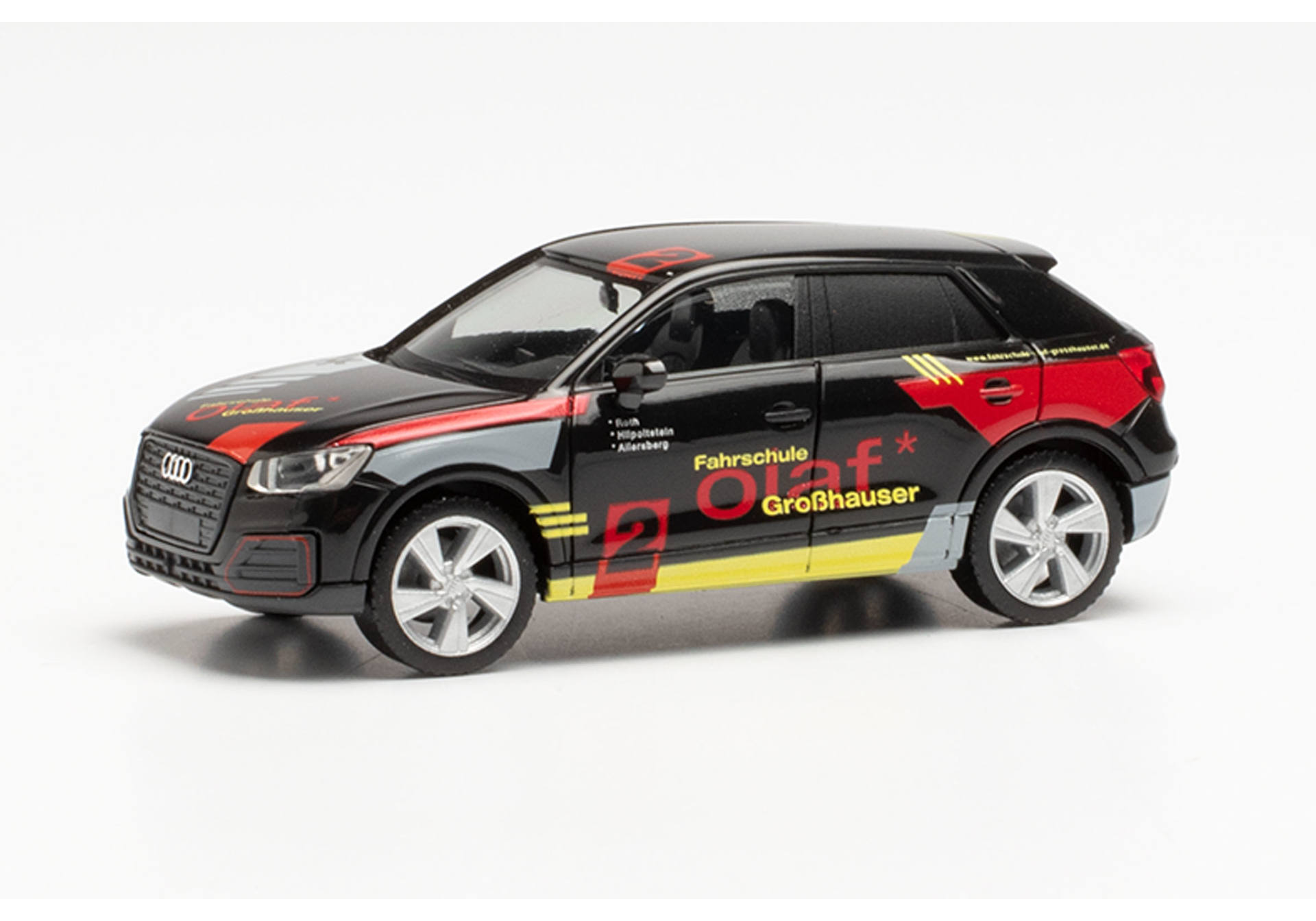 Audi Q2 „Fahrschule Olaf Großhauser“