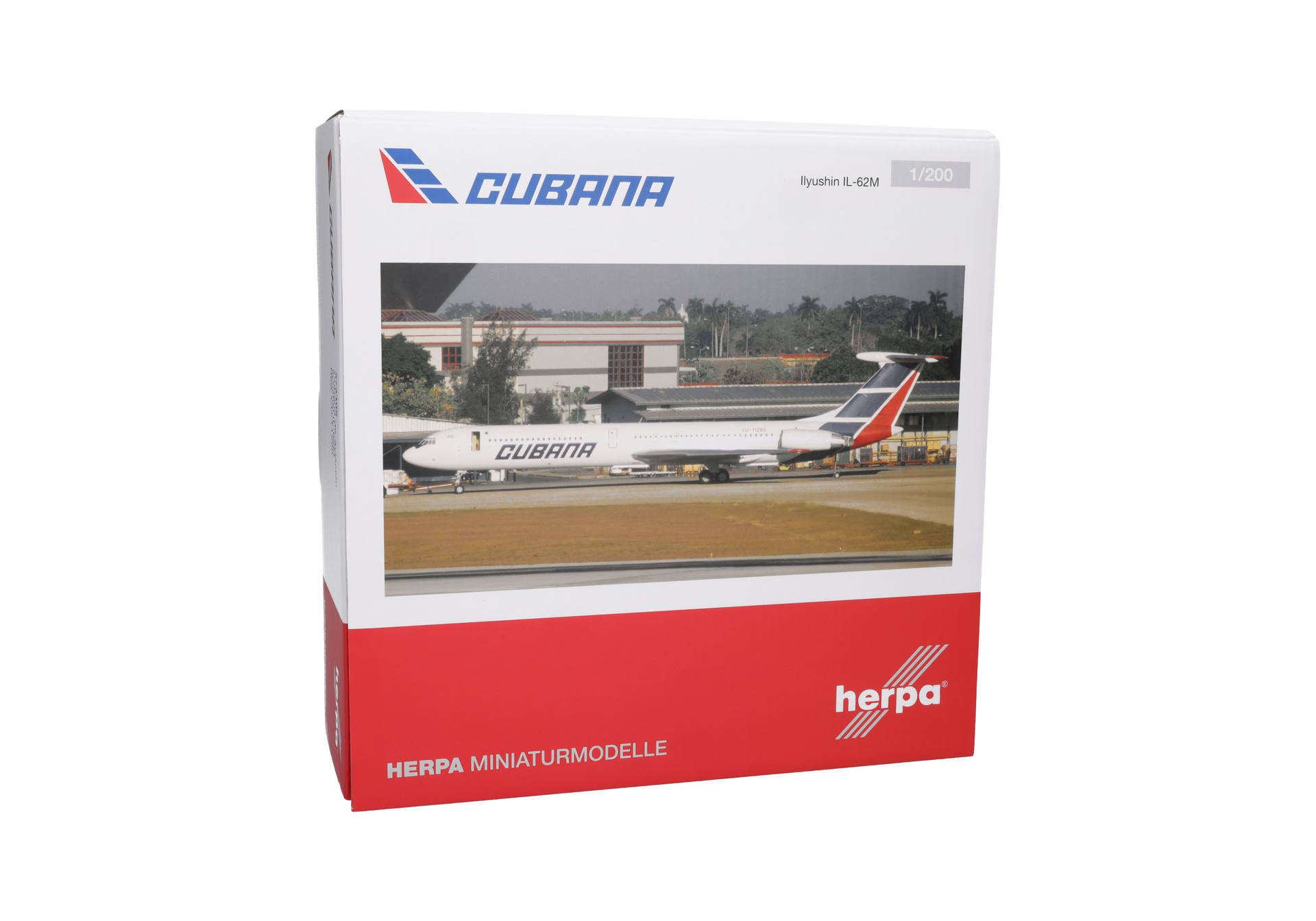 Cubana de Aviación Ilyushin IL-62M - CU-T1280