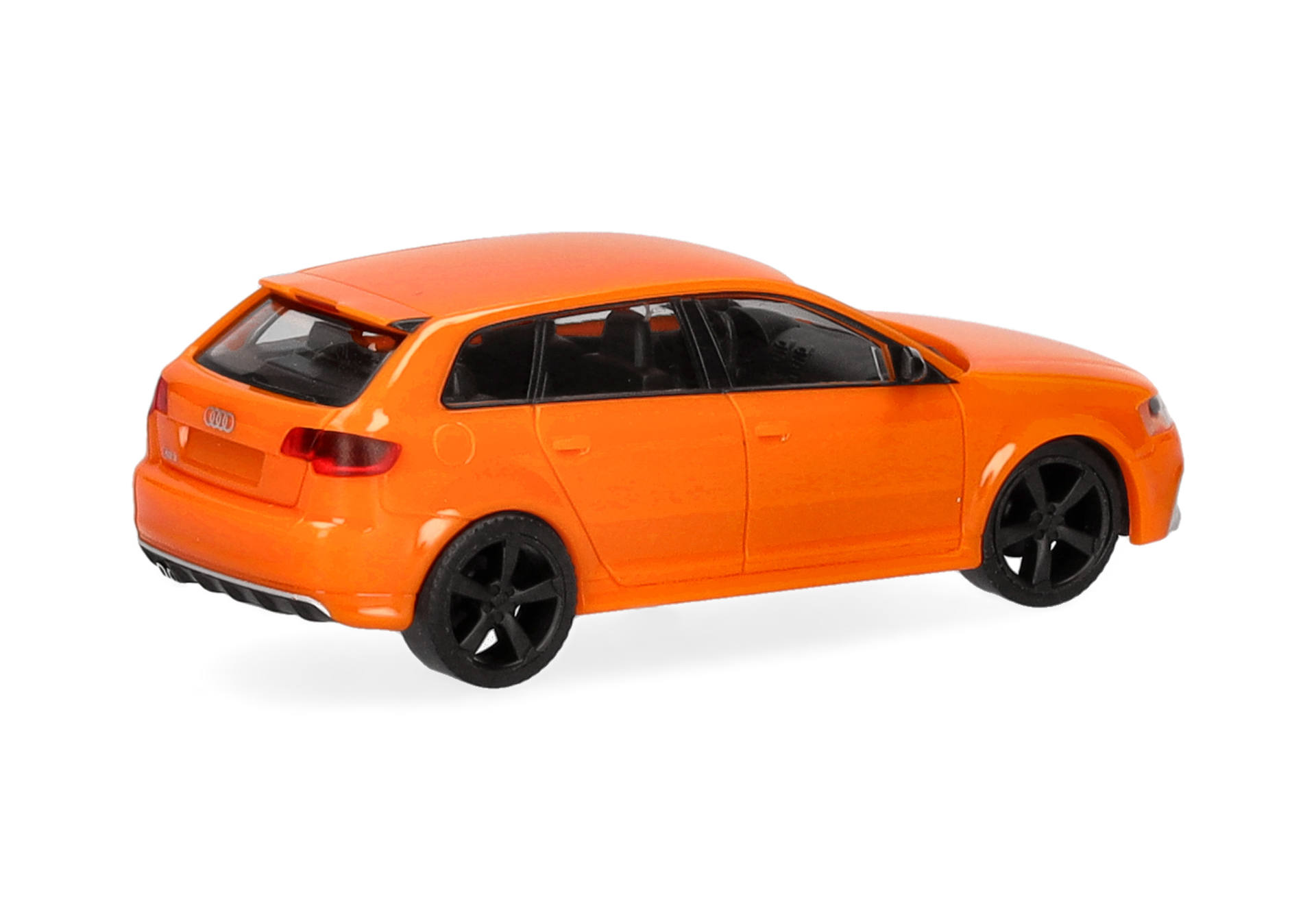 Audi RS3 Sportback, glutorange mit schwarzen Felgen Audi RS3 Sportback, glutorange mit schwarzen Felgen