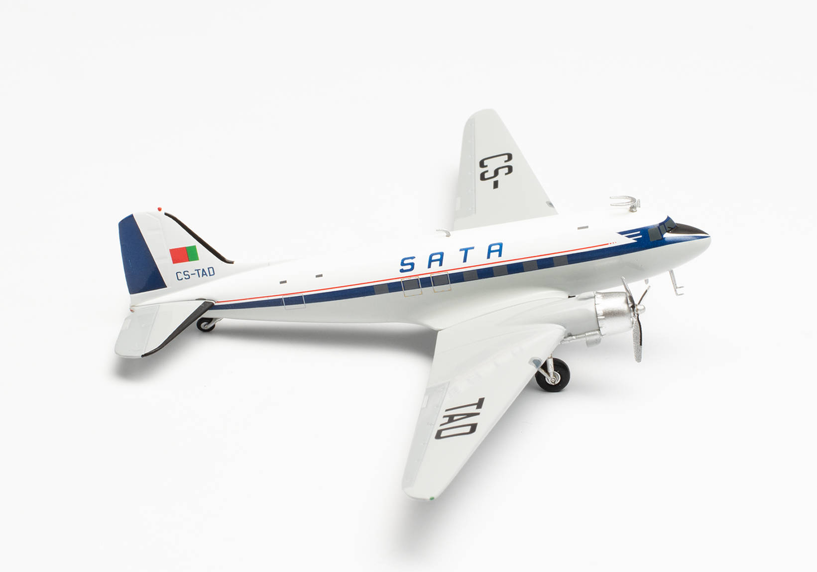 DC-3 SATA CS-TAD