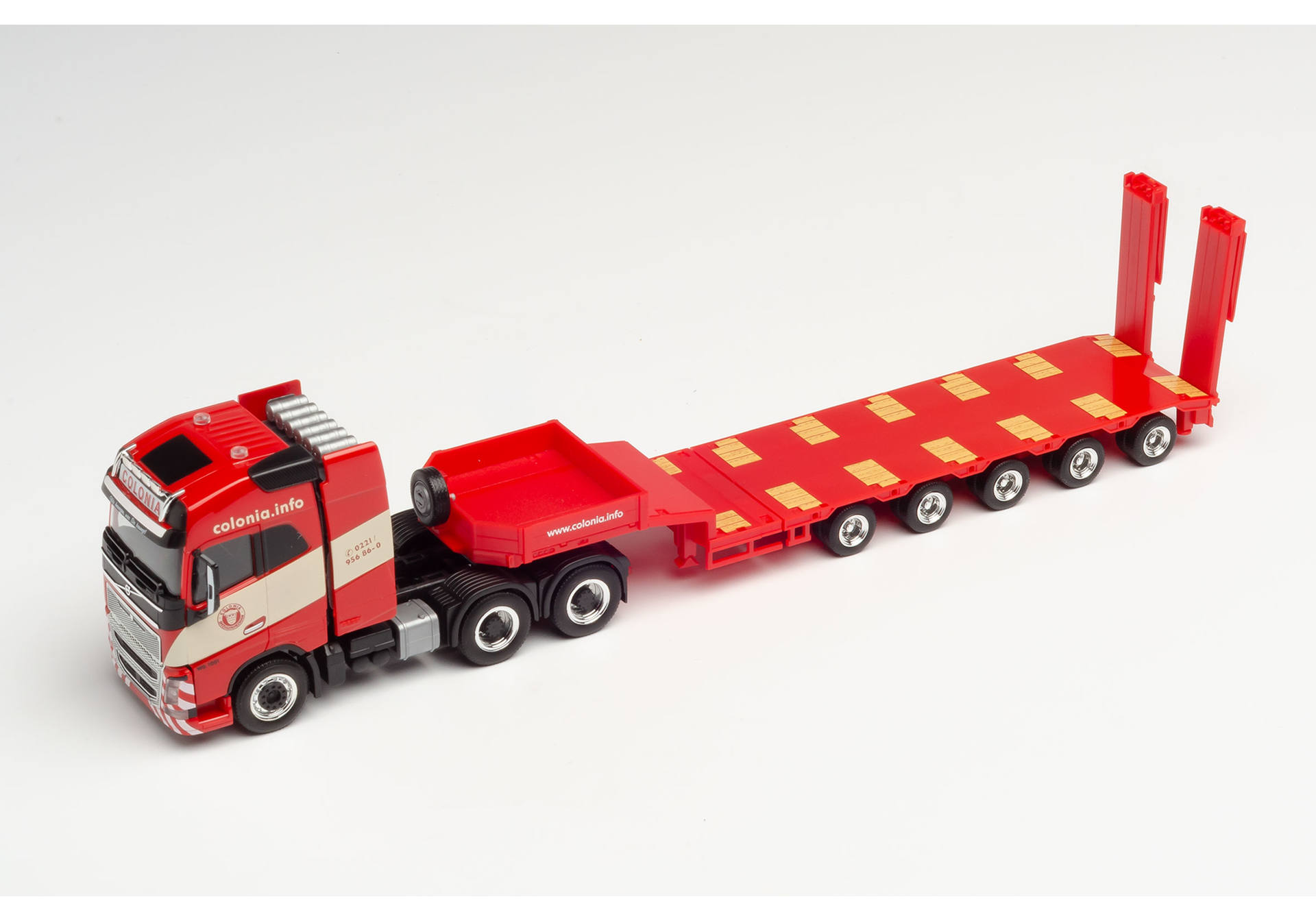 Volvo FH 16 Gl. 6x4 lowboy semitrailer „Colonia“