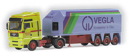 MAN TGA XXL glass transporter semitrailer „De Crousaz/Vegla“