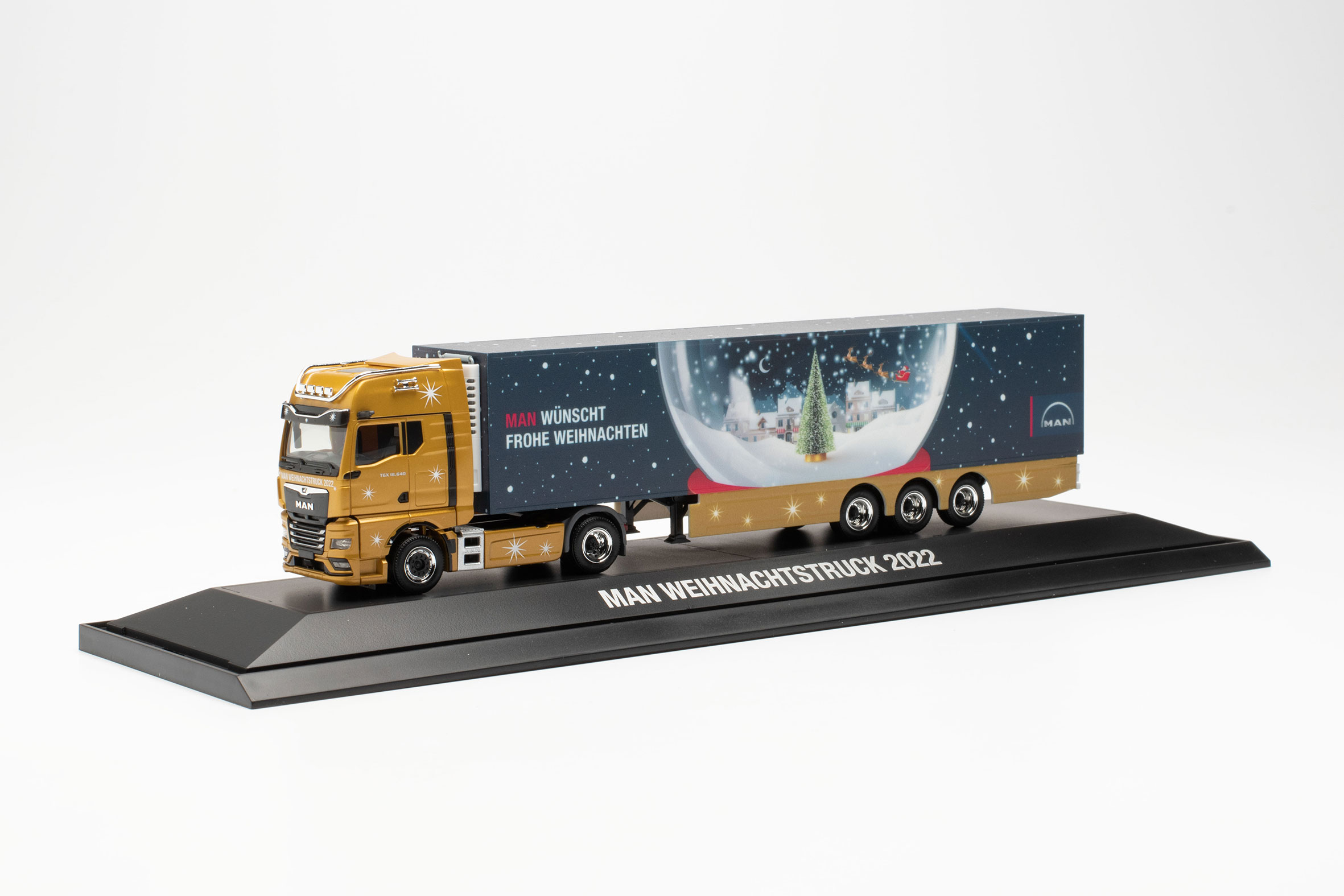 MAN TGX GX refrigerated box semitrailer "MAN Weihnachtstruck 2022"