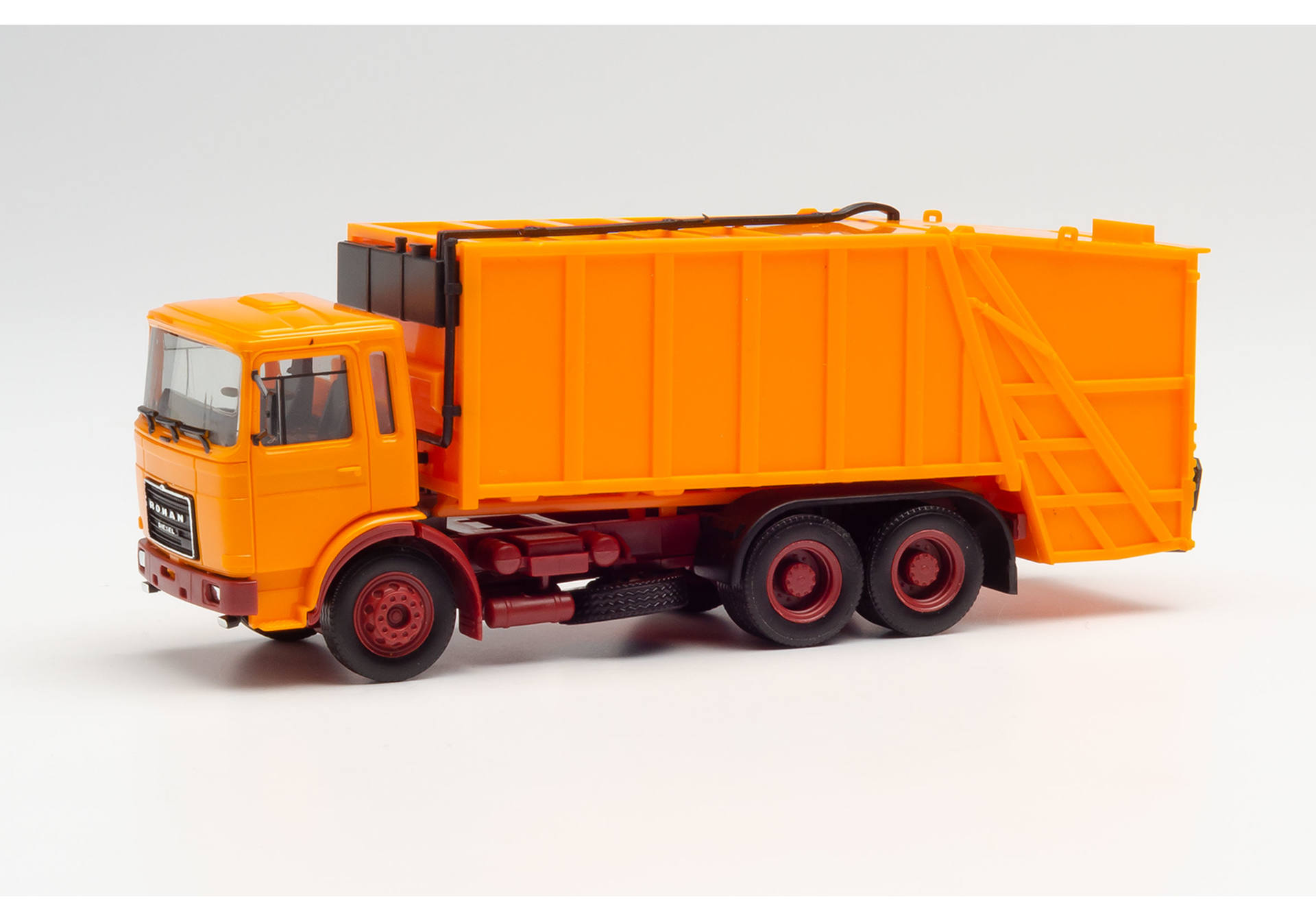 Minikit Roman Diesel compactor waste truck