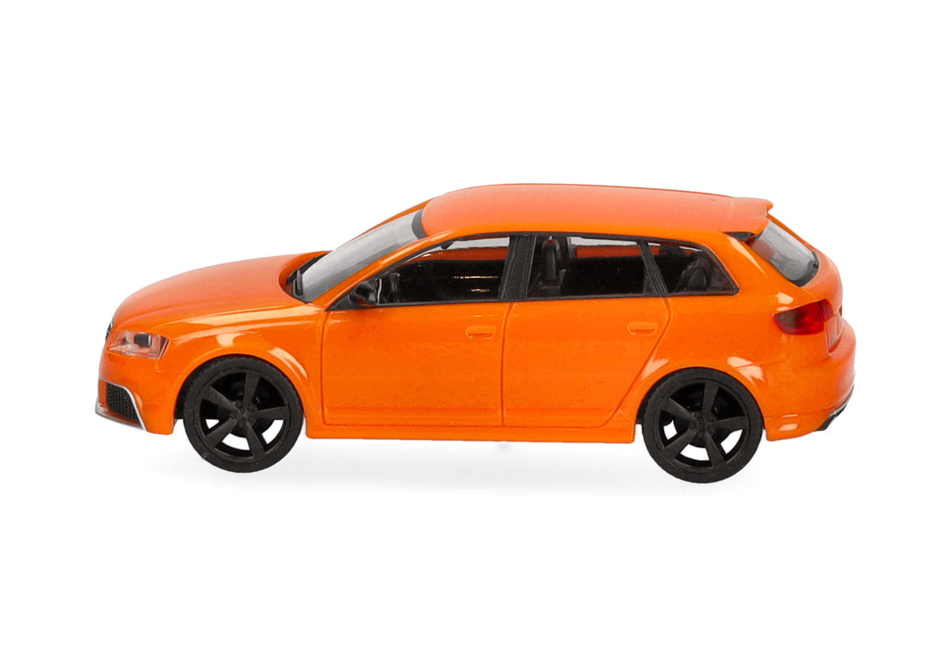 Audi RS3 Sportback, glutorange mit schwarzen Felgen Audi RS3 Sportback, glutorange mit schwarzen Felgen