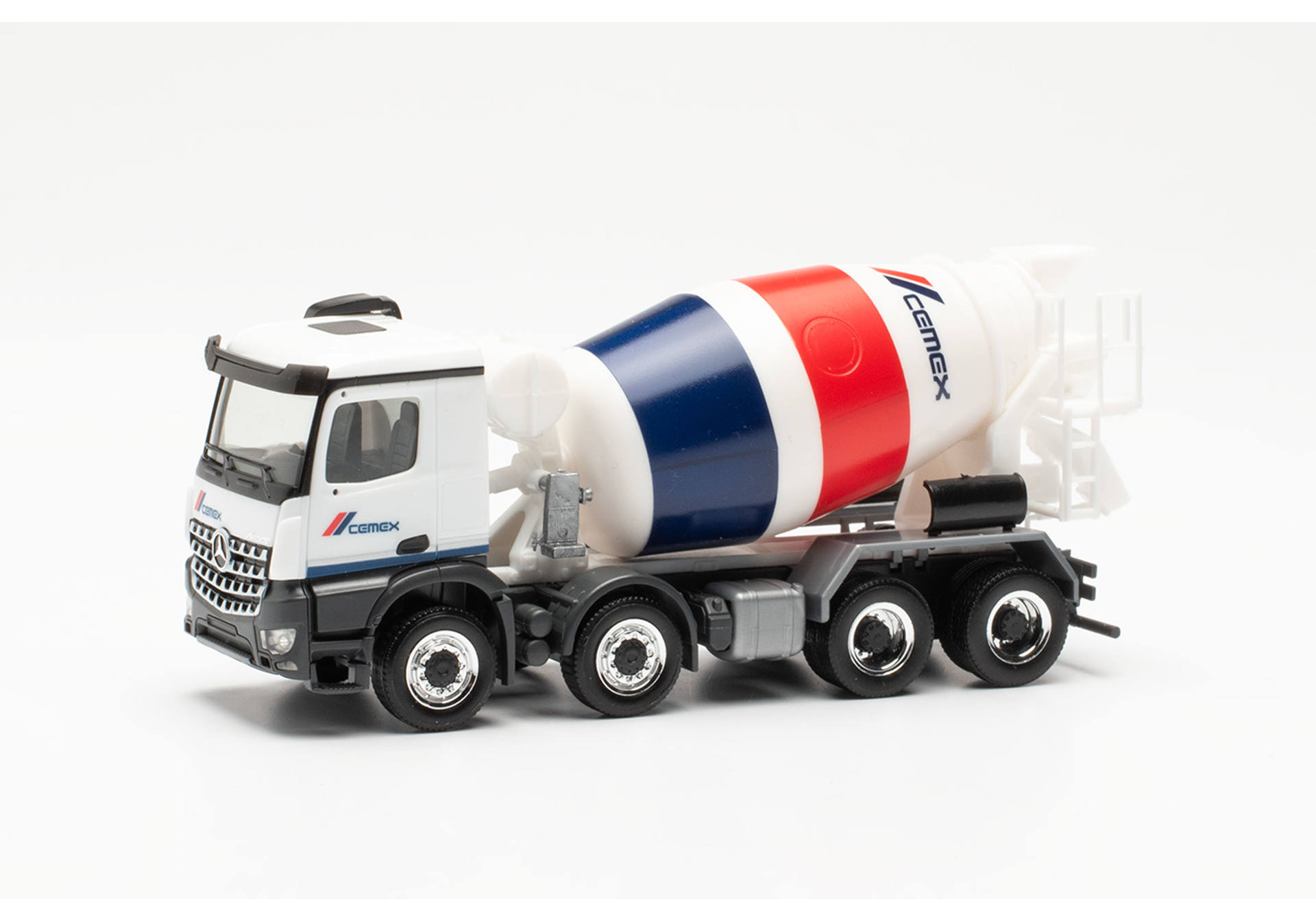 Mercedes-Benz Arocs 18 M Betonmischer-LKW 4axles "Cemex"