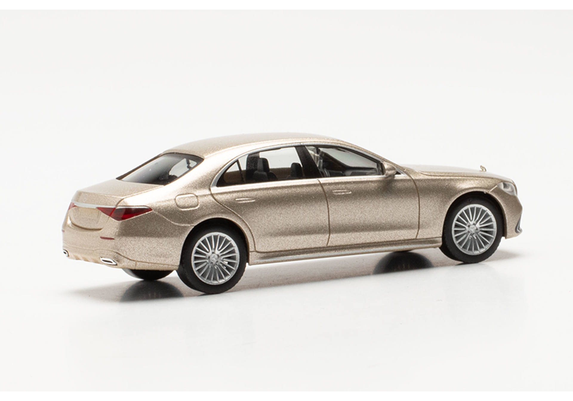 Mercedes-Benz S-Klasse, kalaharigold metallic
