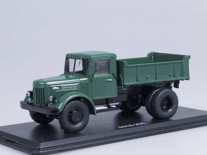 SSM: MAZ-205 dumper (early version)