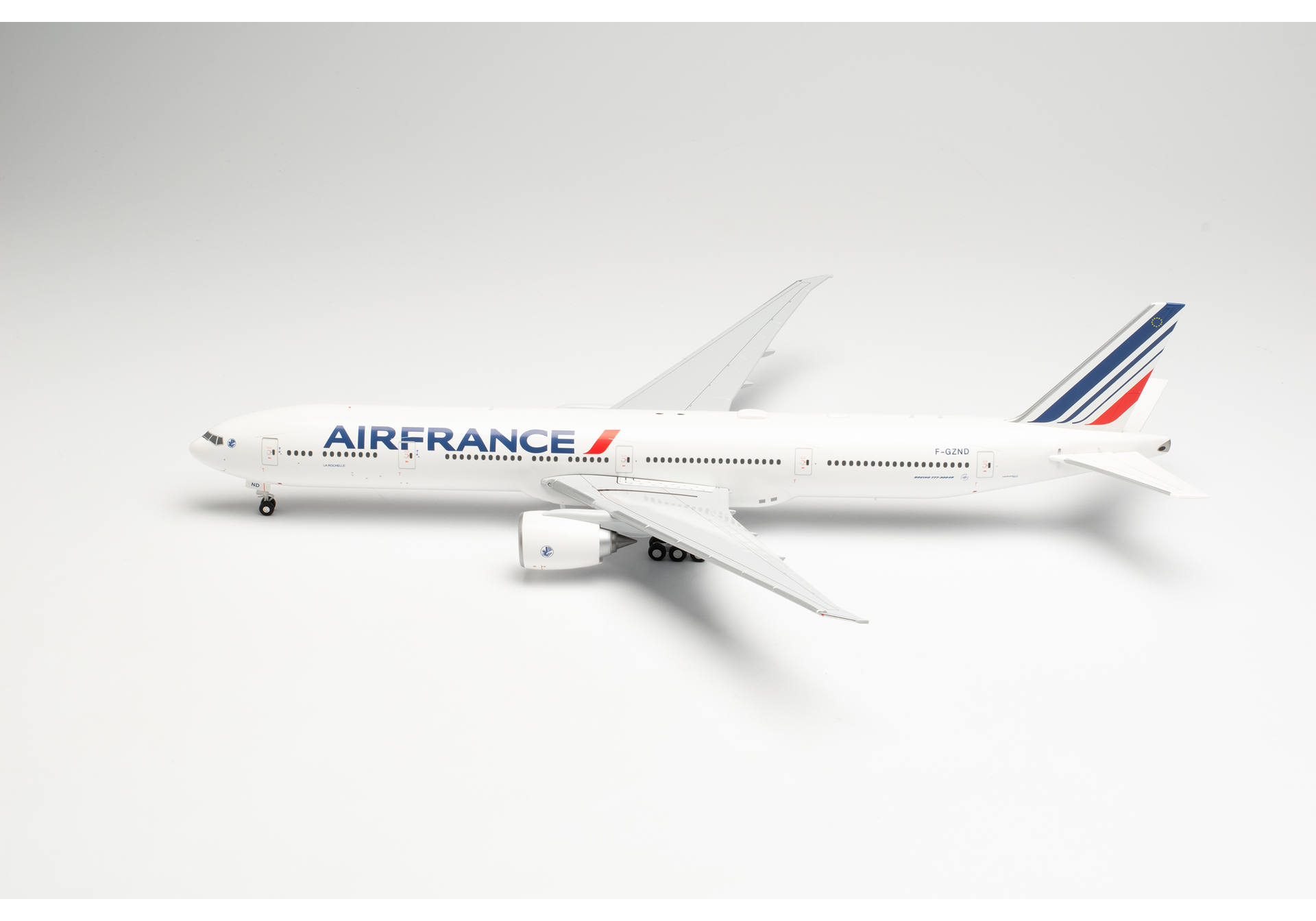 Air France Boeing 777-300ER - 2021 livery – F-GZND “La Rochelle”