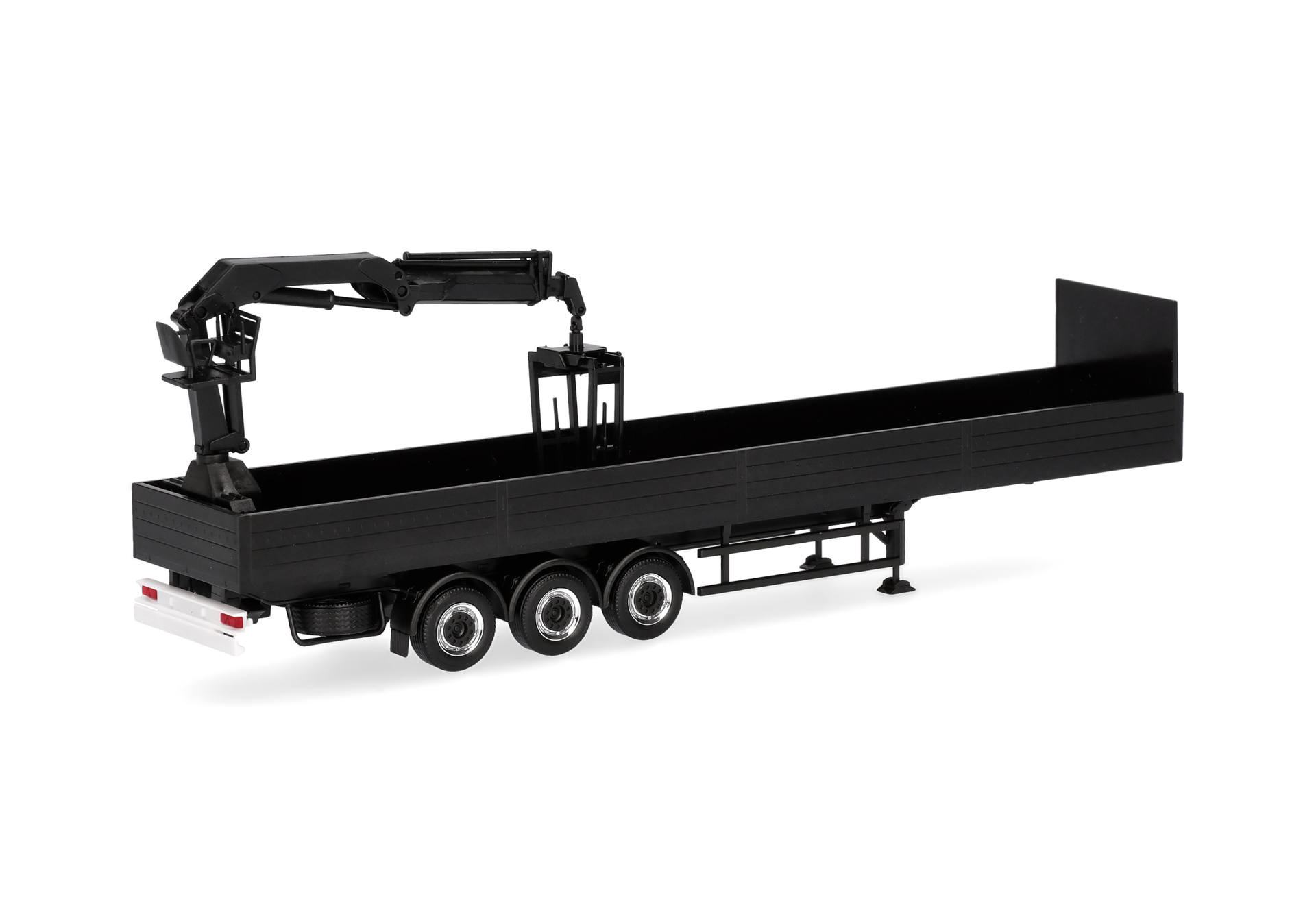 Single flatbed trailer 3a with loading crane