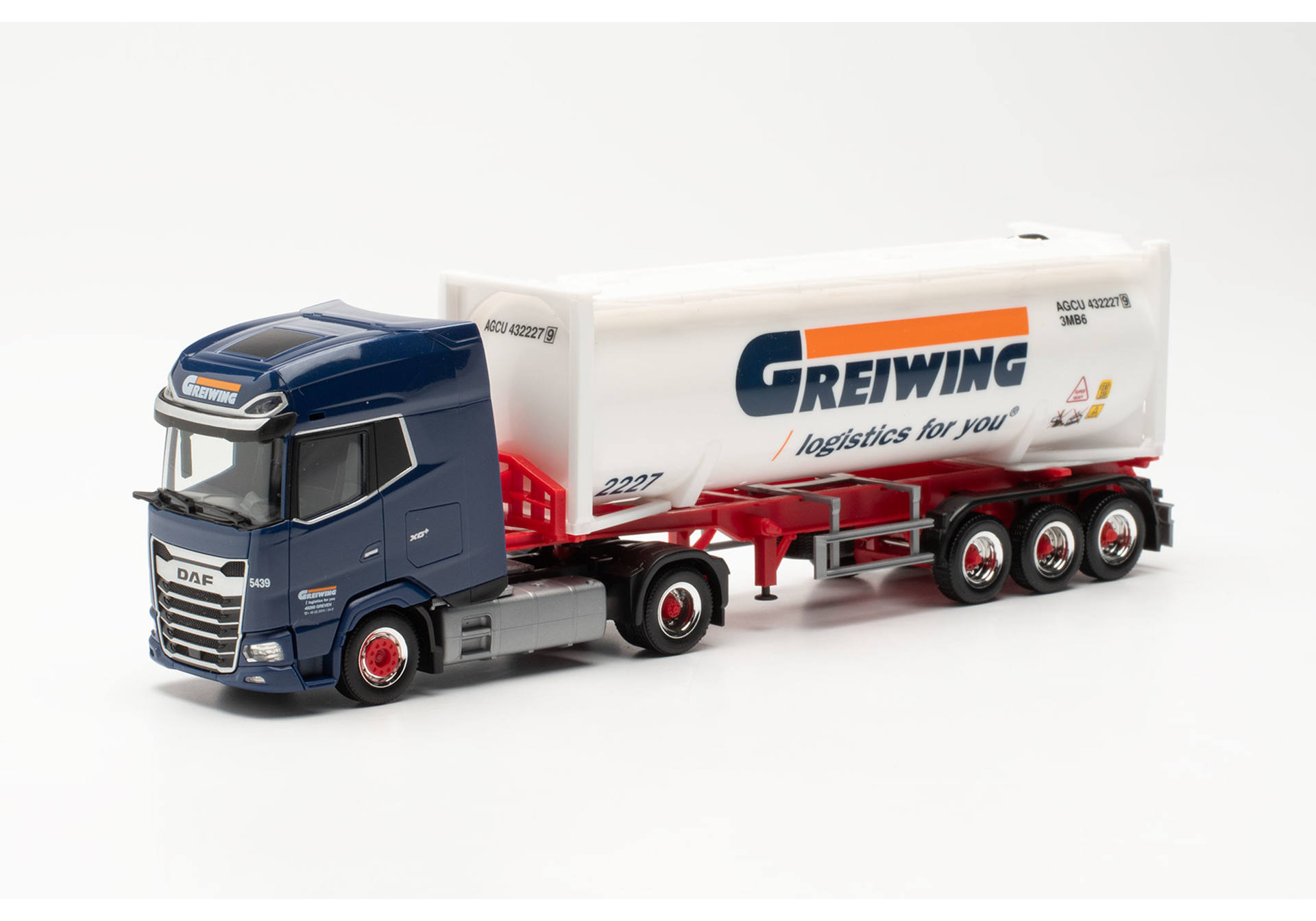 DAF XG+ 30ft silo container semitrailer "Greiwing"