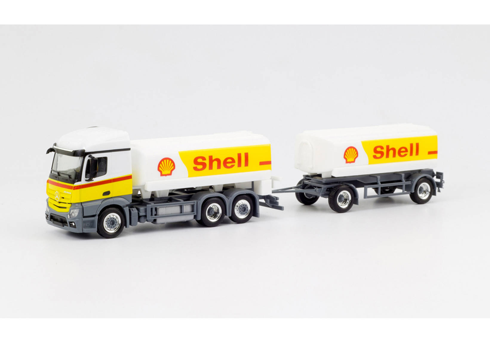 Mercedes-Benz Actros StreamSpace Benzintank-Hängerzug "Shell"