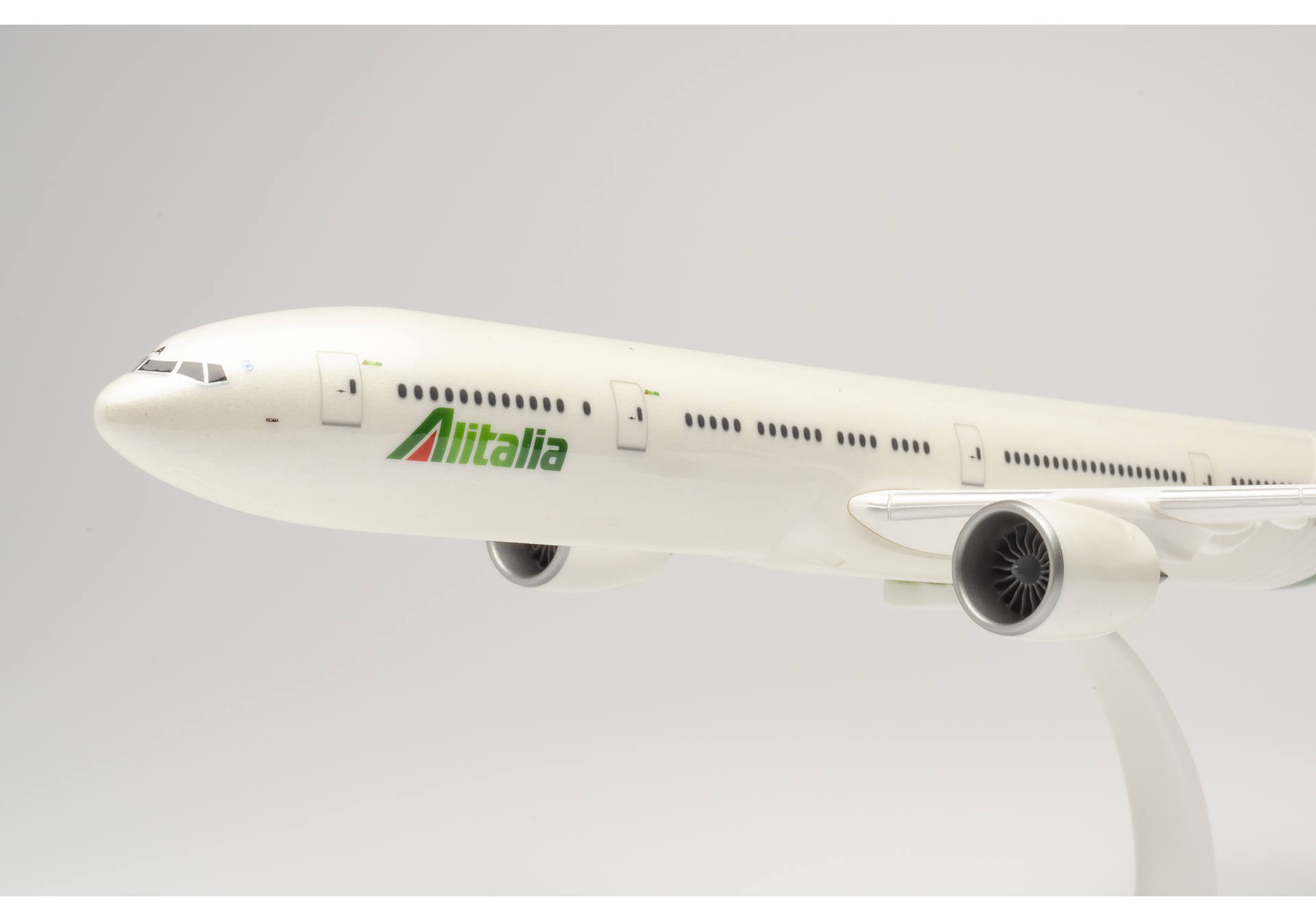 Alitalia Boeing 777-300ER „Roma“