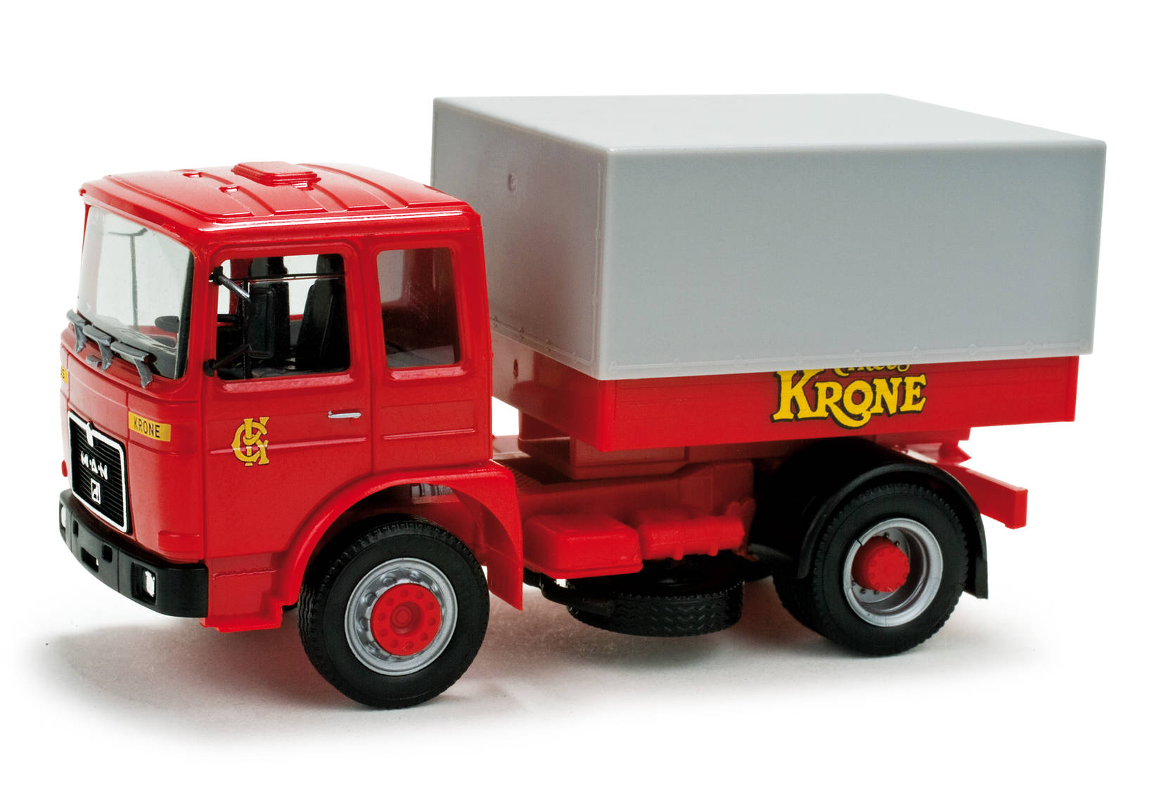 MAN F8 rigid tractor with pick-up "Circus Krone"