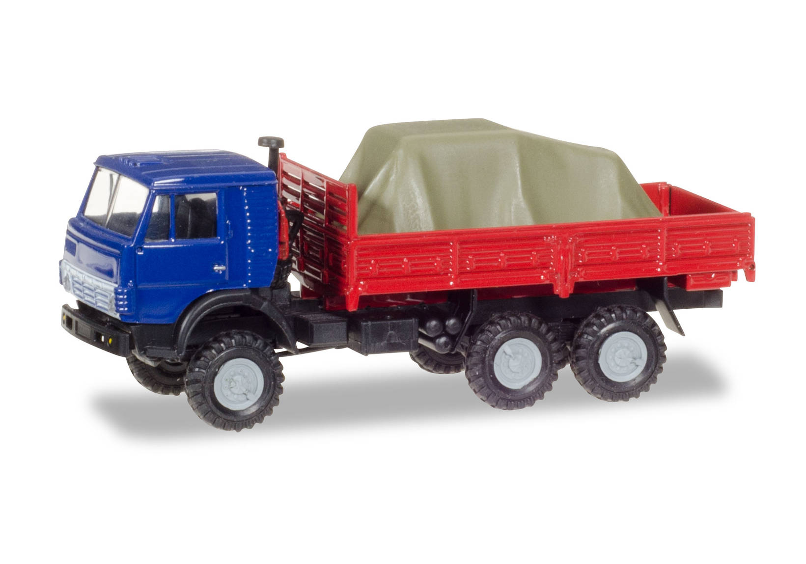Pick-up truck with load under the canvas