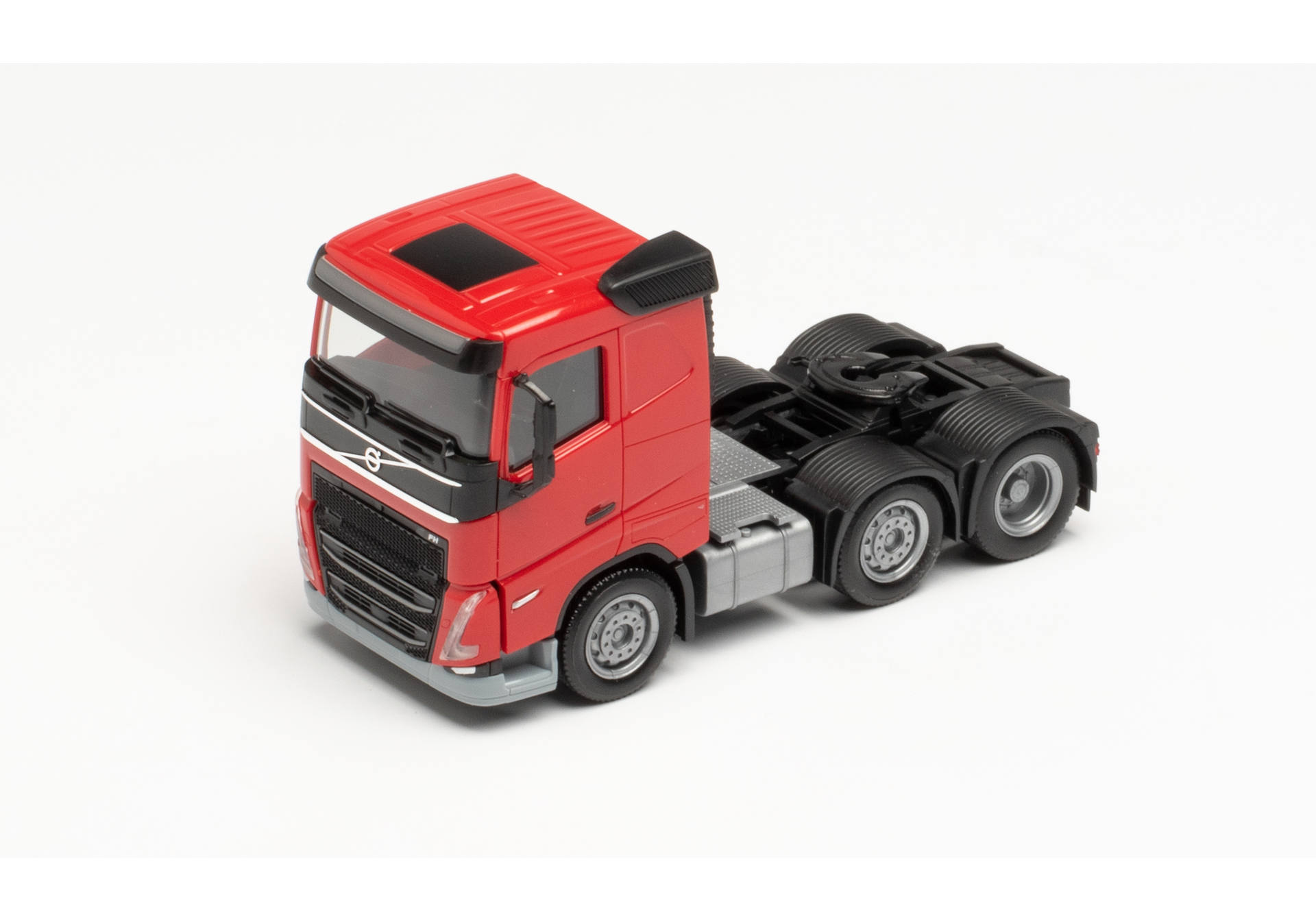 Volvo FH low roof 2020 6×2 tractor, red