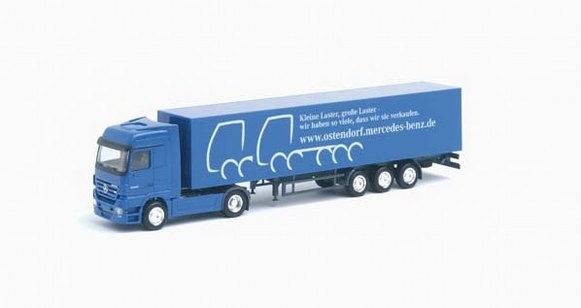 Mercedes-Benz Actros LH '02 case saddle train