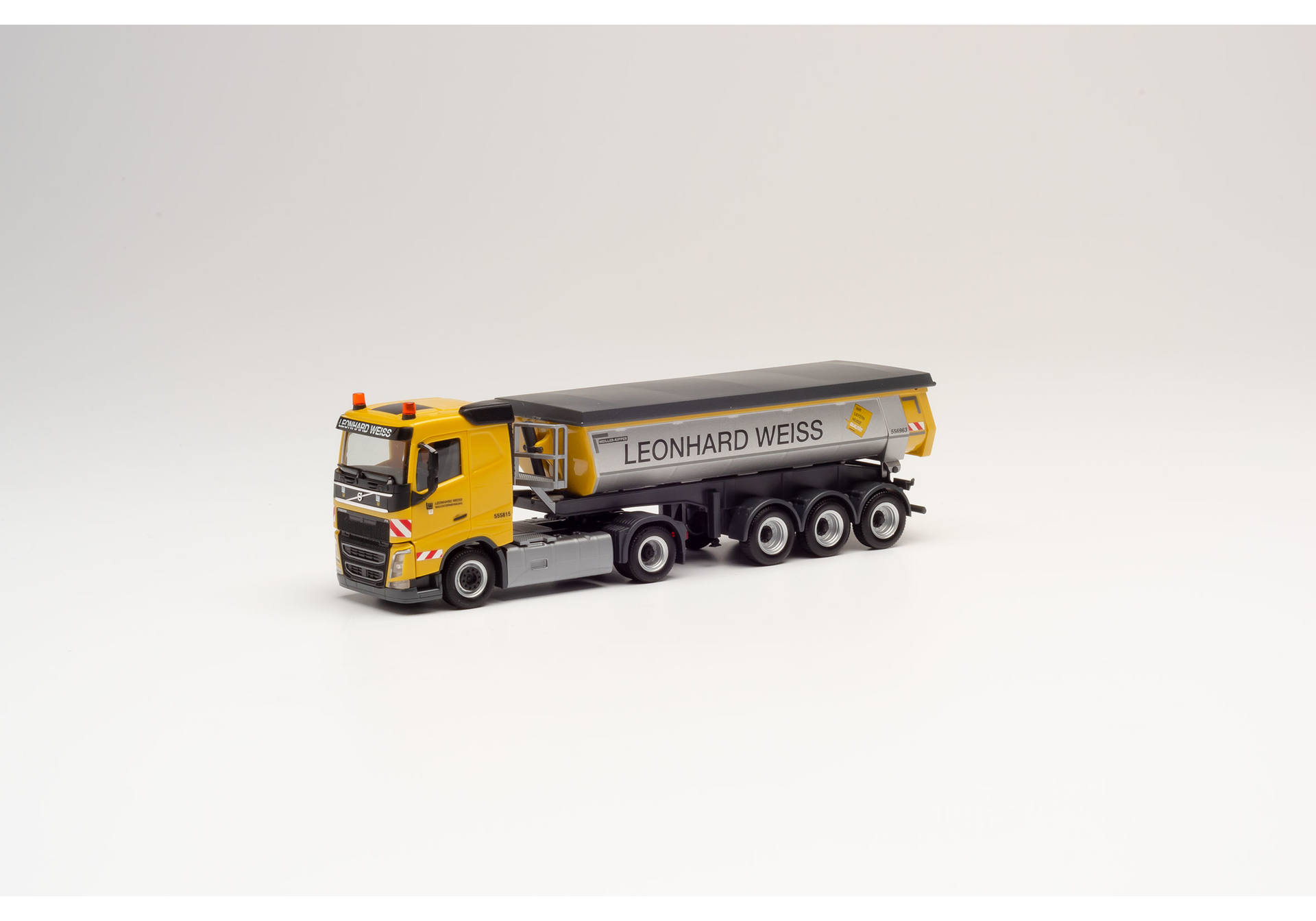 Volvo FH thermo trough Trailer „Leonhard Weiss“ (Baden Württemberg / Göppingen)