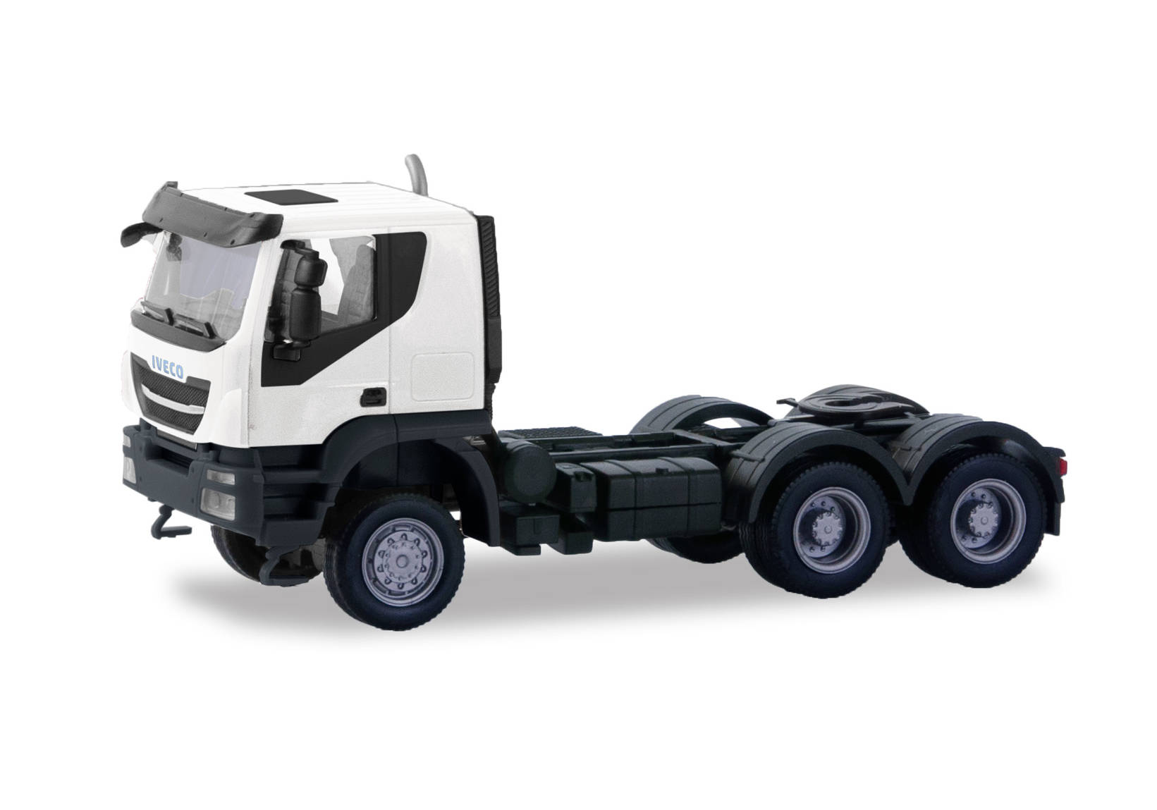 Iveco Trakker tractor 6×6, white