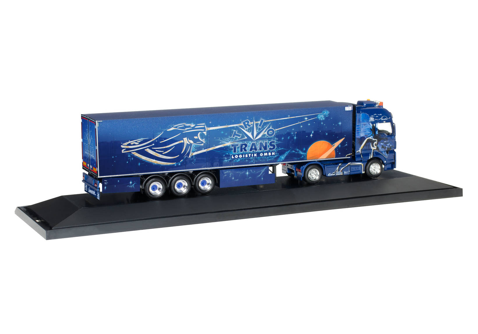 MAN TGX XXL refrigerated box semitrailer "Trio-Trans"