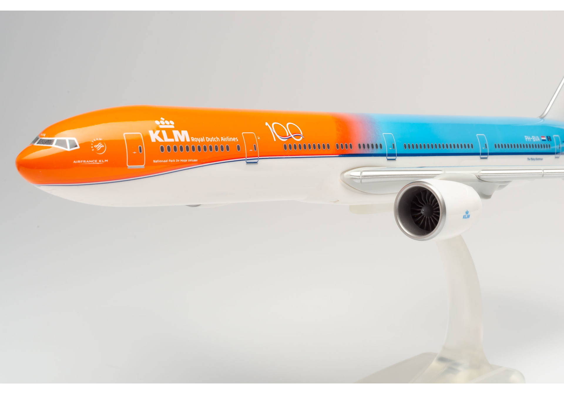 KLM Boeing 777-300ER – PH-BVA „Orange Pride“