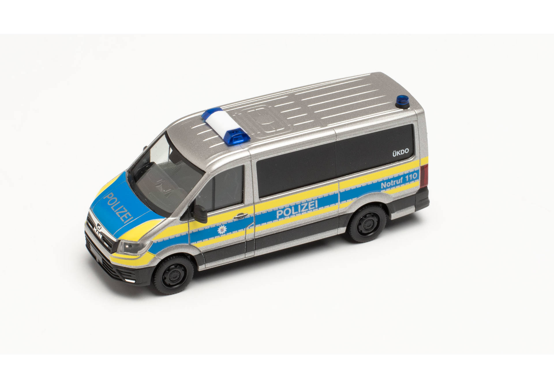 MAN TGE bus flat roof police Wiesbaden / raid unit