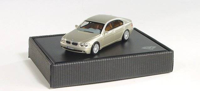 BMW 7 sedan +++Brillant Serie 1:87+++