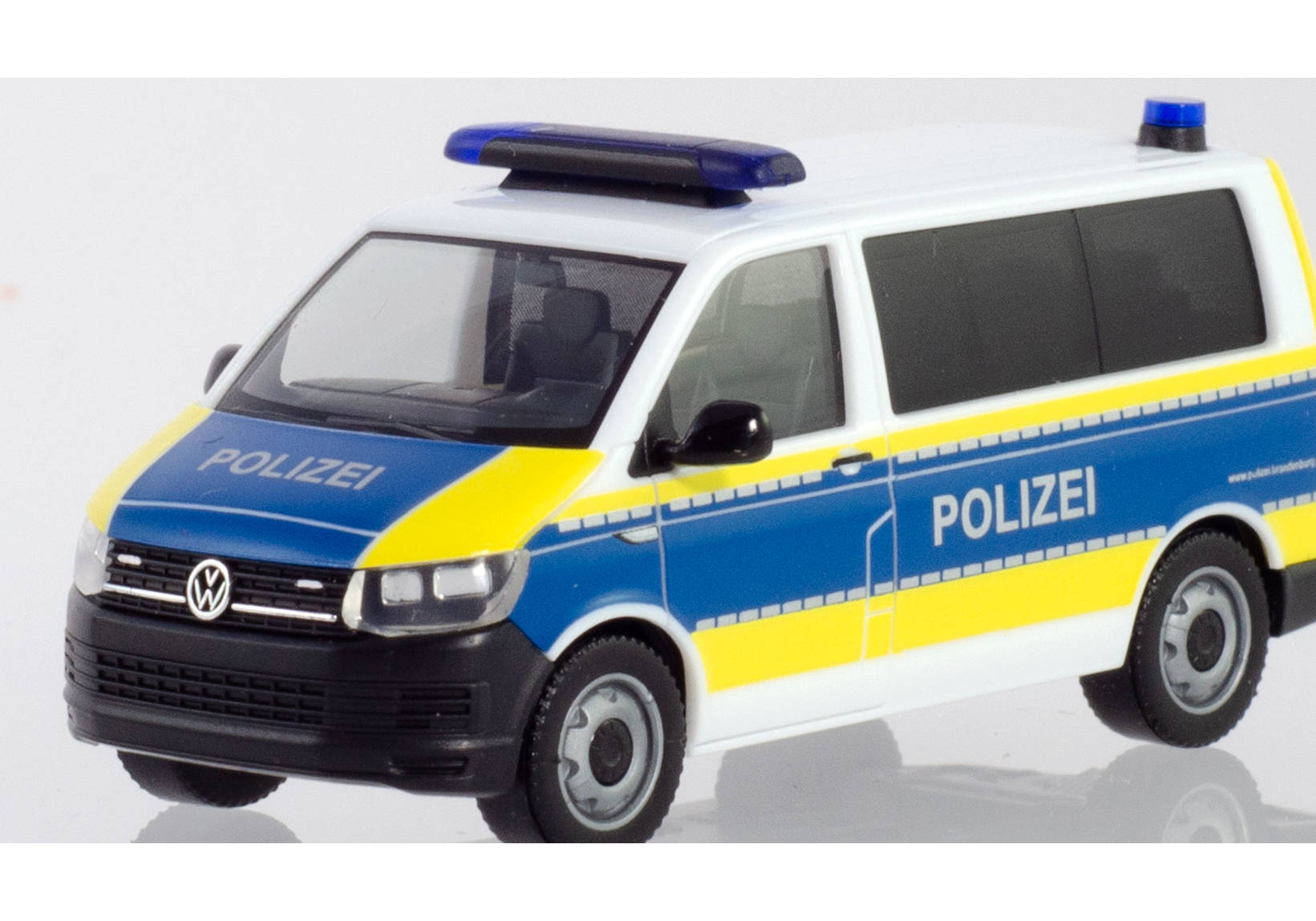 VW T6 Bus "Polizei Brandenburg"