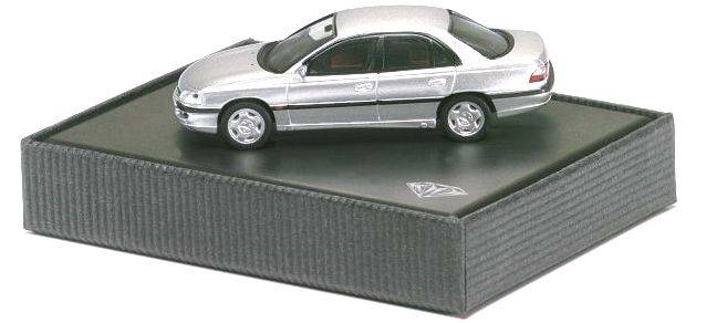 Opel Omega B Limousine MV 6 +++Brillant Serie 1:87+++