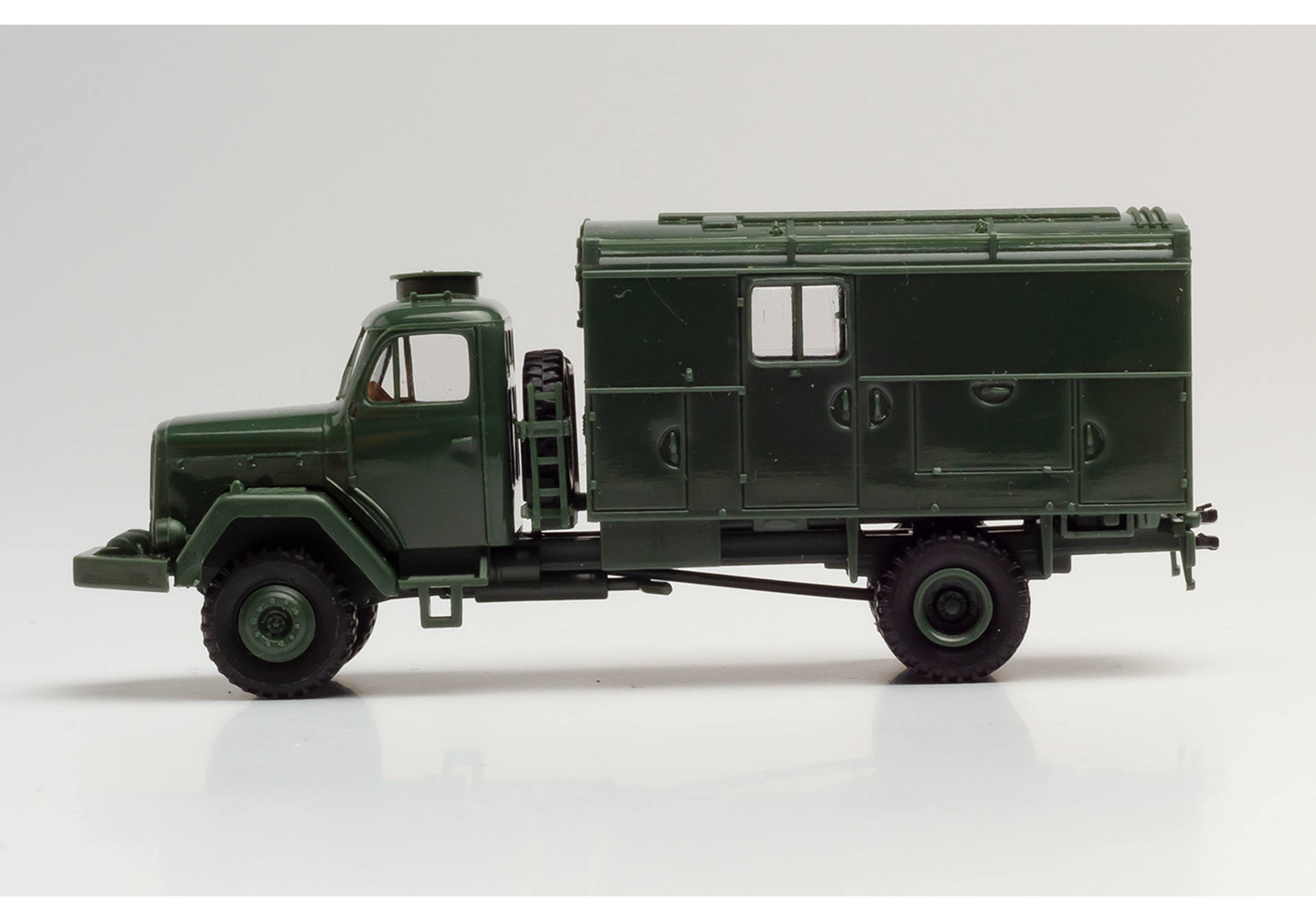 Herpa Magirus 7500 Jupiter Box Truck 