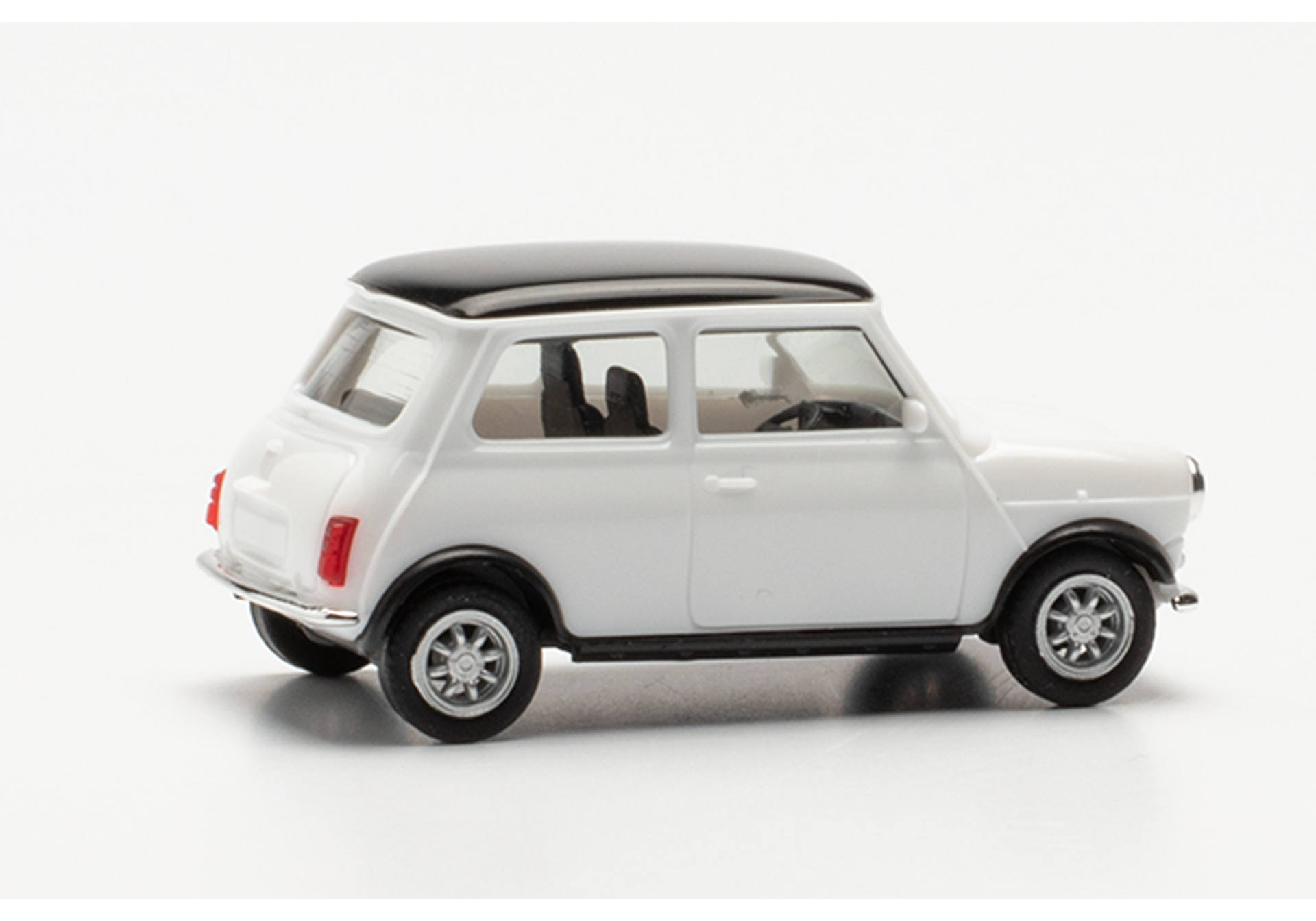 Mini Cooper Klassik, white /roof black