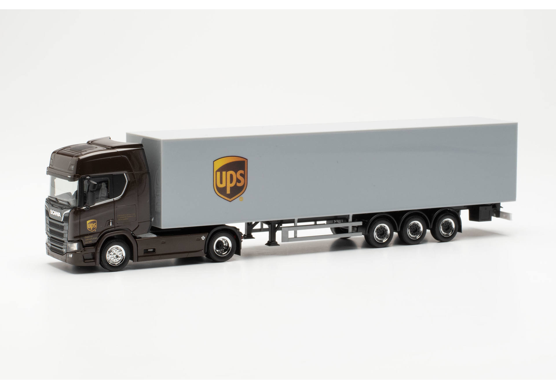 Scania CR 20 HD with two box semitrailer "UPS Spanien" (Spain/Madrid)