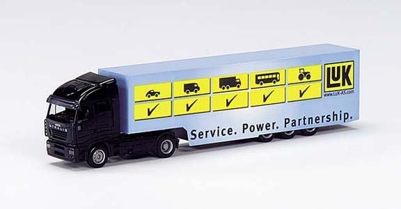 Iveco stralis suitcase saddle train